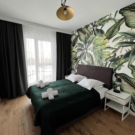 Bielany Apart Joanny Obok Metra Varşovia Exterior foto
