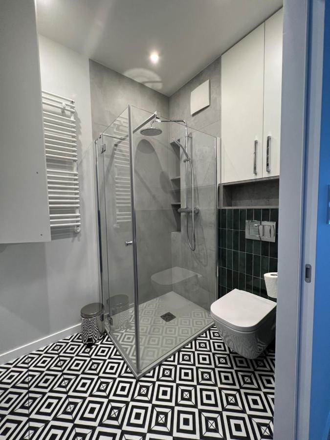 Bielany Apart Joanny Obok Metra Varşovia Exterior foto